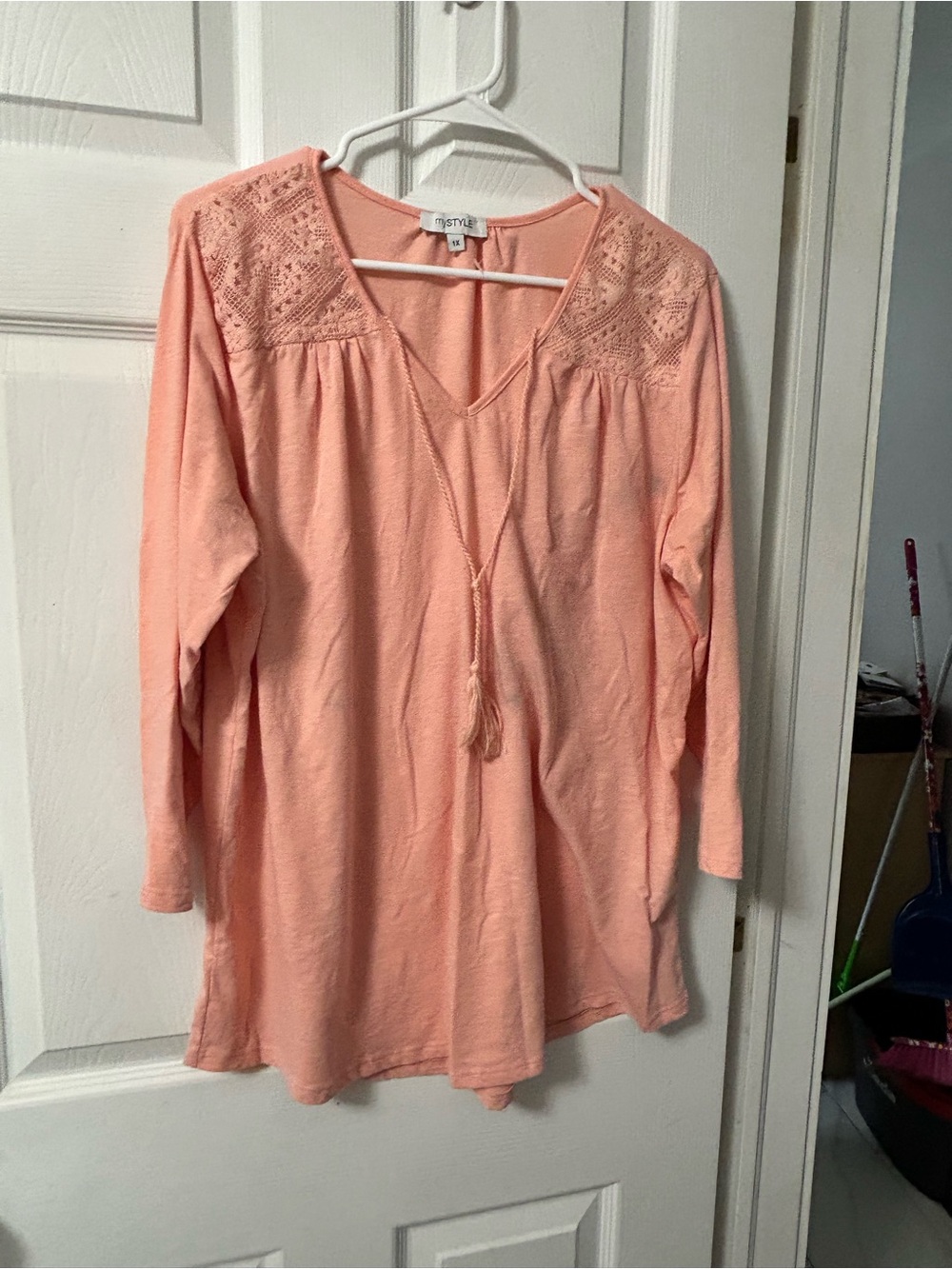 5/$25 Just My Size Peach Crochet Yoke Long Sleeve Tunic Top